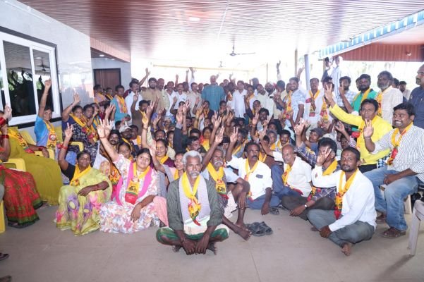 టెక్కలిలో వైసీపీకి ఎదురుదెబ్బ