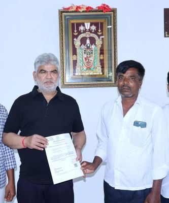 స్పీకర్ గడ్డం ప్రసాద్ కుమార్ చొరవతో ప్రమాద బాధితుడికి రూ.2 లక్షల ఎల్వోసీ