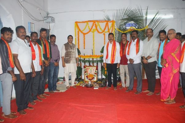 సమాజంలోని చెడును పారద్రోలి, ప్రజలకు రక్షణ కల్పిస్తున్నాం -జిల్లా ఎస్పీ డా. సంగ్రామ్ సింగ్ జి పాటిల్ 