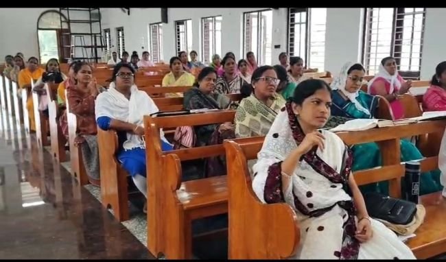 మేడ్చల్ సిఎస్ఐ వెస్లీ చర్చిలో ఘనంగా యువజన ఆదివారపు ఆరాధన