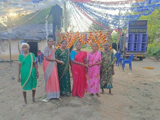 బతుకమ్మ వేడుకలకు సర్పంచ్, ఉప సర్పంచ్ ఆర్ధిక సాయం