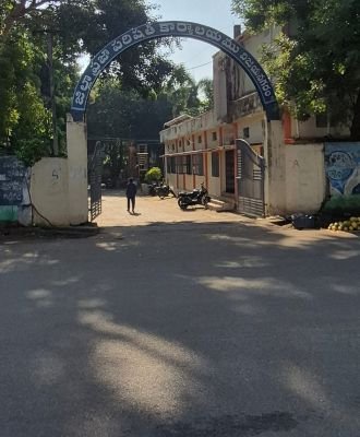 కౌన్ బనేగా క్యాండిడేట్?!