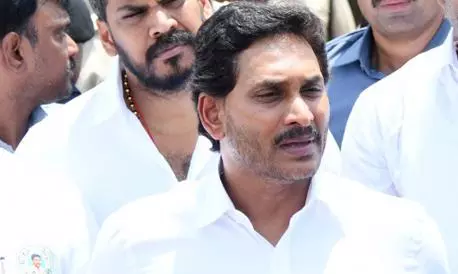 రాష్ట్రంలో ప్రజాస్వామ్యం బతకదు.. పోలీసుల తీరుపై జగన్ తీవ్ర ఆగ్రహం