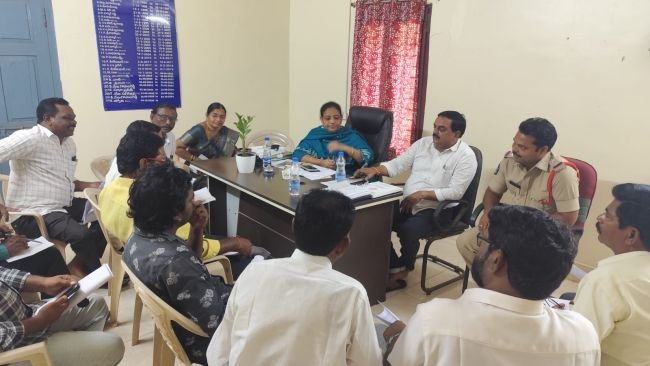 ఎన్నికలు ప్రశాంతంగా జరిగేలా పార్టీలు  సహకరించాలి.