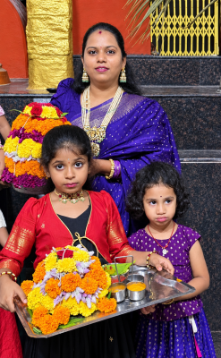 ఓల్డ్ జర్నలిస్ట్ కాలనీలో ఘనంగా బతుకమ్మ వేడుకలు