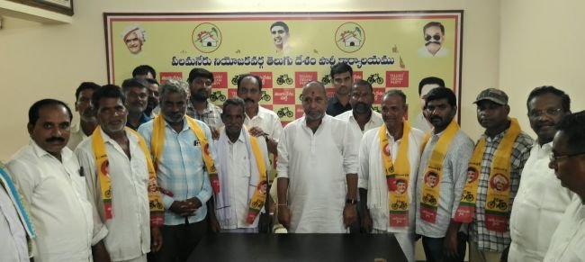 రామనపల్లి వైకాపా నాయకులు టీడీపీలో చేరిక