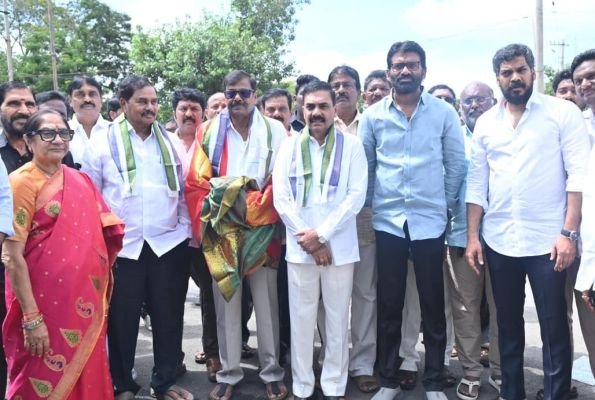 నెల్లూరు మేయర్ గా విజయన్నను ఆశీర్వదించండి - కాకాణి"