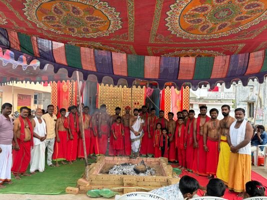 వెంకటాపూర్ లో భక్తిశ్రద్ధలతో మహా చండీ హోమం
