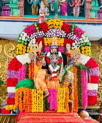లలితా పరమేశ్వరిగా అమ్మవారి దివ్య దర్శనం