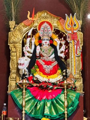 దుర్గాదేవి అలంకరణలో జగదాంబ మాత