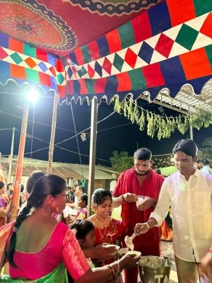 సద్దుల బతుకమ్మ వేడుకల్లో సేవా స్ఫూర్తి చాటిన మంథని జగన్మోహన్‌రావు