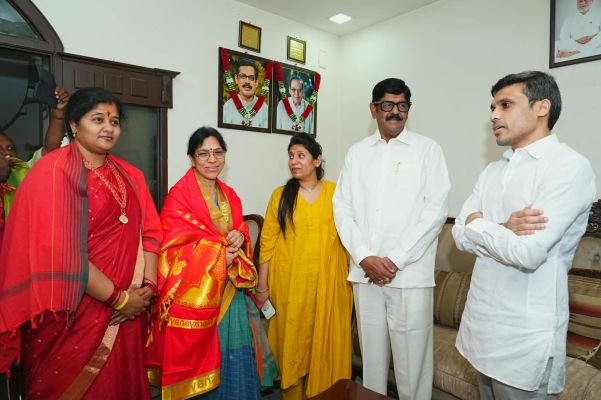 మున్సిపల్ ఎన్నికలకు చక్రం తిప్పి సత్తా చాటిన ఆనం 