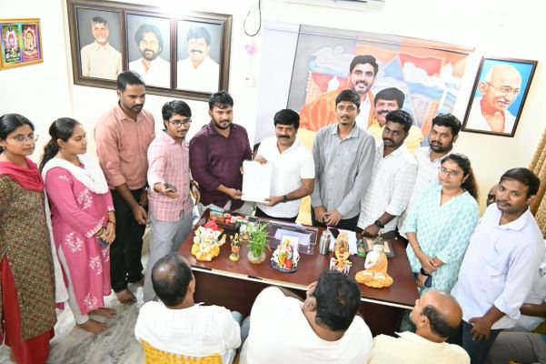 జీవో 52 ప్రకారం  పోస్టులు భర్తీ చేయాలి