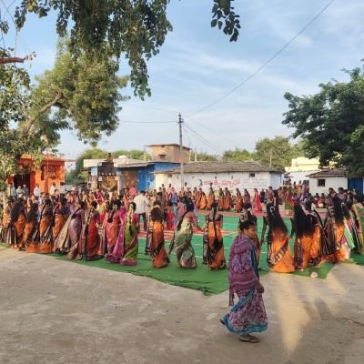 గుంతమార్పల్లిలో వైభవంగా బతుకమ్మ వేడుకలు