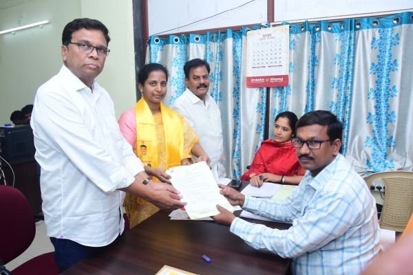 ముగిసిన ‘పుర’ నామినేషన్ల పర్వం