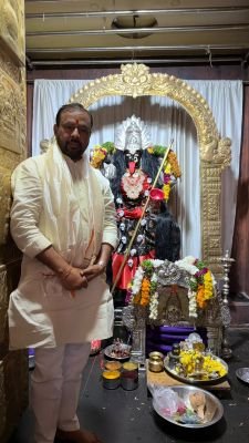 పుట్టినరోజు సందర్భంగా ప్రత్యేక పూజలు.. ప్రజలంతా ఆయురారోగ్యాలతో విలసిల్లాలి: డీసీసీ అధ్యక్షుడు తోటకూర వజ్రేష్ యాదవ్