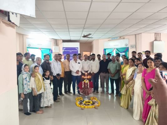 ప్రభుత్వ సర్వజన ఆసుపత్రిలో ఘనంగా దుర్గాష్టమి వేడుకలు  ఆర్థో విభాగంలో ప్రత్యేక పూజలు.. పాల్గొన్న వైద్యులు, సిబ్బంది