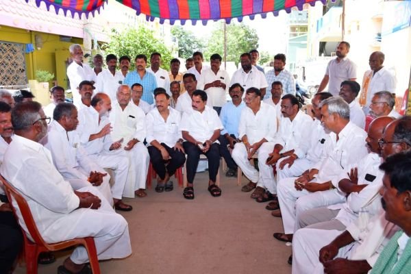 గాజుల శ్రీరాముల తల్లికి ఎమ్మెల్యే అమిలినేని నివాళి.