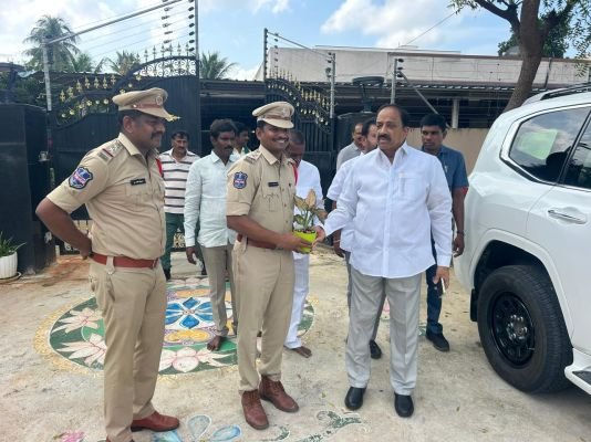 మంత్రి తుమ్మలను కలిసిన సాయి కిషోర్ రెడ్డి