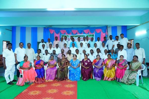 గుడిపాడు జెడ్పీ హైస్కూల్లో పూర్వ విద్యార్థుల ఆత్మీయ సమ్మేళనం