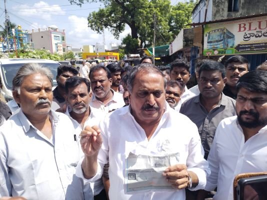 ఓటమి భయంతోనే పత్రాలు చింపేస్తున్నారు - వైసిపి శ్రీశైలం నియోజకవర్గం మాజీ ఎమ్మెల్యే శిల్ప చక్రపాణి రెడ్డి 