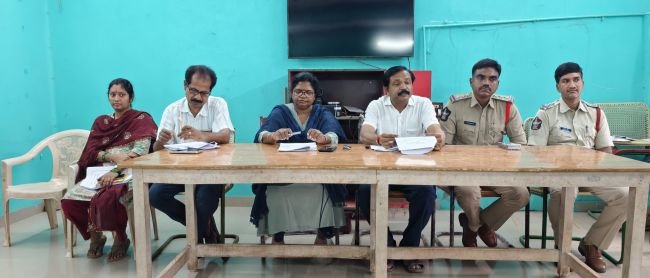 ఎంపీటీసీ, జెడ్పీటీసీ ఎన్నికల నిర్వహణపై అధికారుల సమీక్ష మరియు షెడ్యూల్ విడుదల