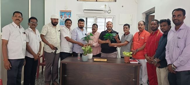 రాష్ట్ర జేఏసీ చైర్మన్ మారం జగదీశ్వర్‌కు ఘన స్వాగతం