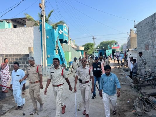 నేరాలకు పాల్పడితే కఠిన చర్యలు తప్పవు: రూరల్‌ సీఐ చిరంజీవి