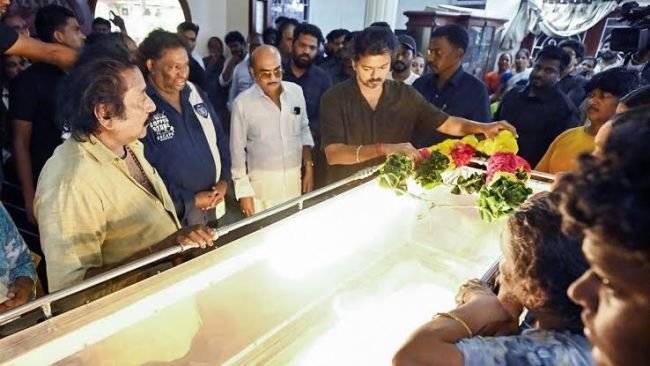 ప్రభుత్వ లాంఛనాలతో ముగిసిన ప్రముఖ సంగీత దర్శకుడు దేవా అంత్యక్రియలు.. ప్రముఖుల అశ్రునయానాంజలి!