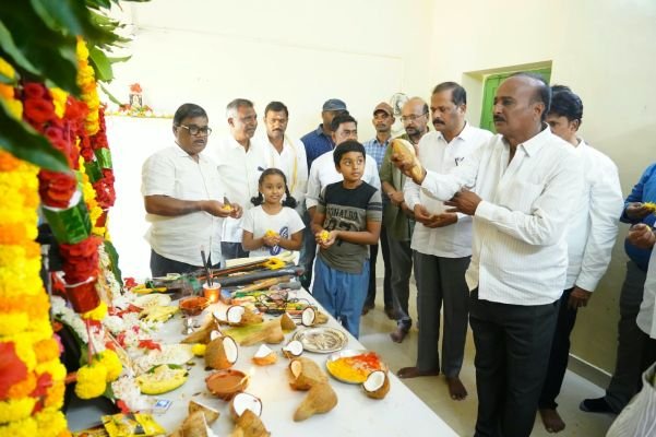 శ్రీ కృష్ణదేవరాయ విశ్వవిద్యాలయంలో ఘనంగా ఆయుధ పూజ