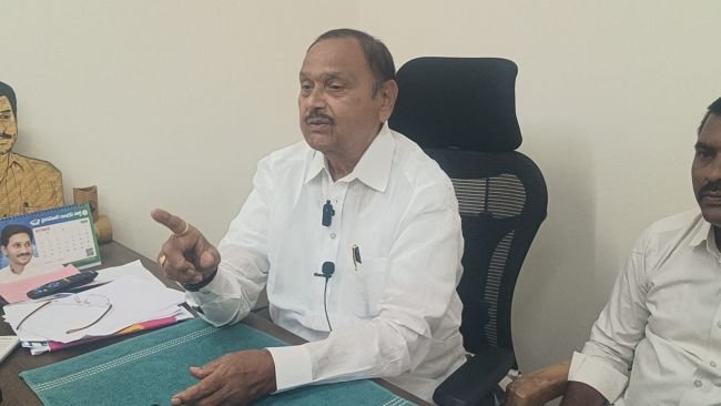 ఎన్నికల రద్దుతో ప్రజాస్వామ్యానికి ఊపిరి వైసీపీ మాజీ ఎమ్మెల్యే రఘురామిరెడ్డి