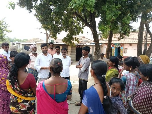 *ఇల్లు లేని నిరుపేదలు ఇందిరమ్మ ఇల్లు నిర్మించుకోవాలి ఎమ్మార్వో మల్లేశం*