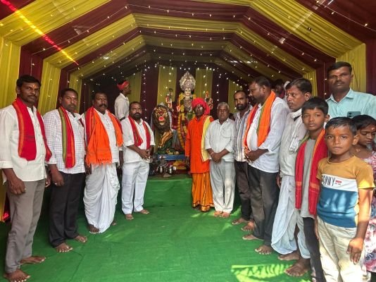 అమ్మవారికి ప్రత్యేక పూజలు చేసిన సంగారెడ్డి జిల్లా బిజెపి ఓబీసీ అధ్యక్షులు కోణం విట్టల్.