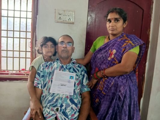 బాధిత కుటుంబానికి రూ.60 వేల ఆర్థిక సాయం