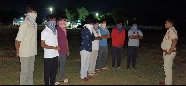రాత్రి వేళల్లో అసాంఘిక కార్యకలాపాలపై ప్రత్యేక నిఘా : ఎస్ ఐ 