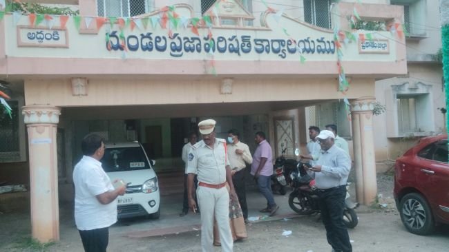 ఎంపీటీసీ నామినేషన్ల ప్రక్రియకు బందోబస్తు పరిశీలన