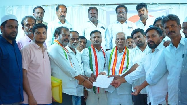 శివశంకర్ రాజీనామాపై కాంగ్రెస్ శ్రేణుల ఆగ్రహం