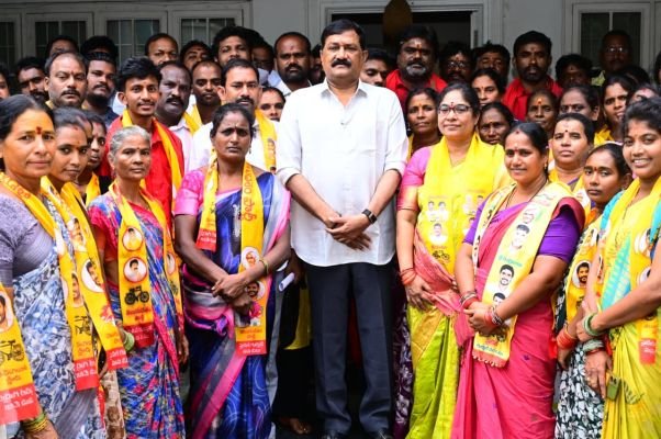 తెదేపాలోకి  వైకాపా నాయకులు జంప్...!!