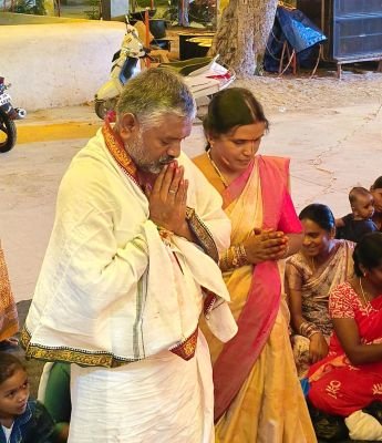 మెట్లకుంటలో ఘనంగా దుర్గామాత సామూహిక కుంకుమార్చన