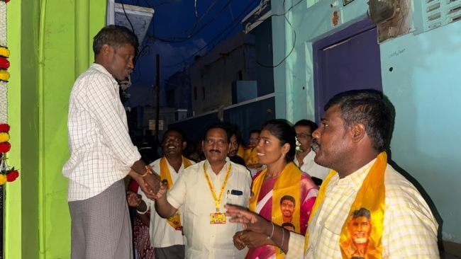 నీతి నిజాయితీకి చిరునామా.. సాయి కొండ సుమలత...!