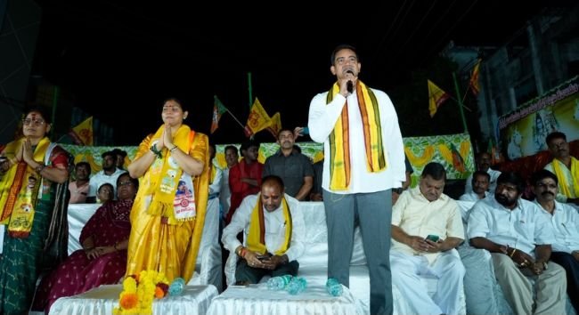 విజయనగరం నగరపాలక ఎన్నికల ప్రచారం జోరు - పుత్సల వీధిలో కూటమి నేతల విస్తృత ప్రచారం