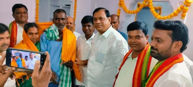 ఇందిరమ్మ ఇళ్లు పేదలకు వరం జహీరాబాద్ ఎంపీ సురేష్షెట్కార్