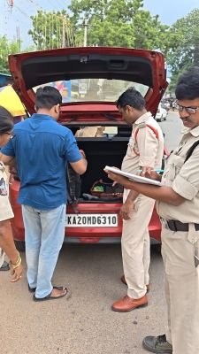 స్థానిక సంస్థలు ఎన్నికల వేల ముమ్మరంగా వాహన తనిఖీలు