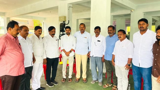 వైసీపీ మేయర్ అభ్యర్థి సి.రమేష్  విజయానికి కృషి చేద్దాం..  - సిపిఐ నాయకులు