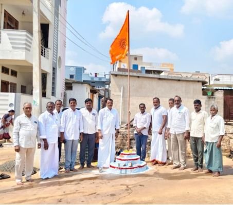 దసరా సందర్భంగా తిమ్మారెడ్డిపల్లిలో జెండా ఆవిష్కరణ