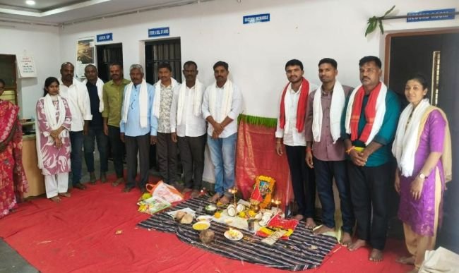 యాలాల పోలీస్ స్టేషన్‌లో ఘనంగా ఆయుధ పూజలు