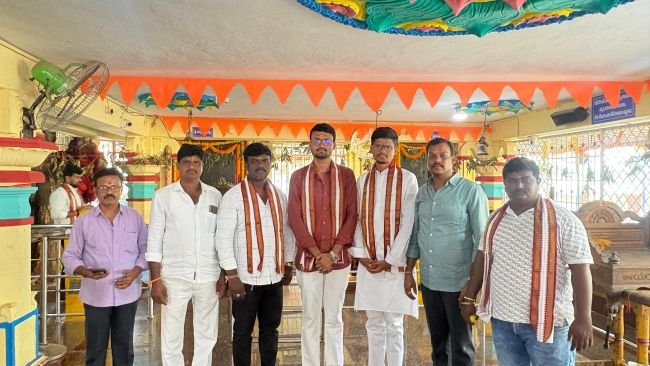 విజయదశమి సందర్భంగా ఆందోల్ మైసమ్మ ఆలయంలో డా. చినుకని శివ ప్రసాద్ ప్రత్యేక పూజలు