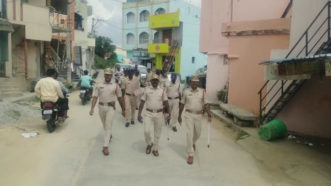 ఎంపీటీసీ నామినేషన్ల వేళ పోలీసు ఆంక్షలు.  రొంపిచెర్ల మండల ప్రజలు సహకరించాలి
