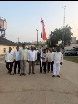 బండ మాదారంలో అంబరాన్నంటిన విజయదశమి సంబరాలు.. జమ్మి పూజలో పాల్గొన్న వైస్ చైర్మన్ మేకల రజిత దేవేందర్ రెడ్డి