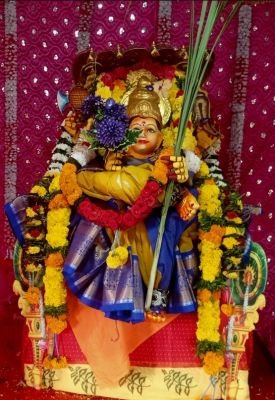 రాజరాజేశ్వరి దేవిక దర్శనమిచ్చిన గ్రామ దేవత శ్రీ పైడమ్మ అమ్మవారు                 